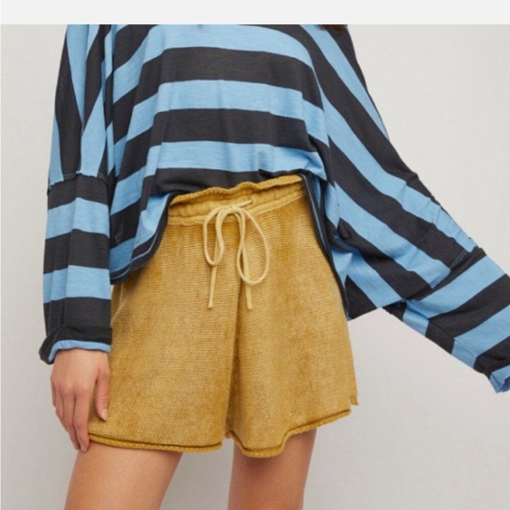 Free people, gold drawstring, shorts size small